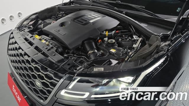 Land Rover Range Rover Velar 2022 — Фото 6/20