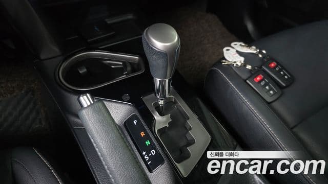 Toyota RAV4 2018 — Фото 9/20