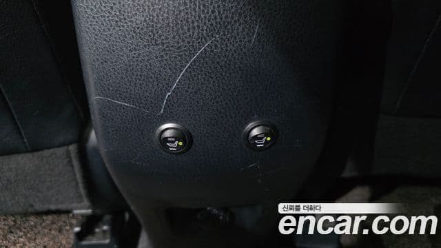 Toyota RAV4 2018 — Фото 17/20