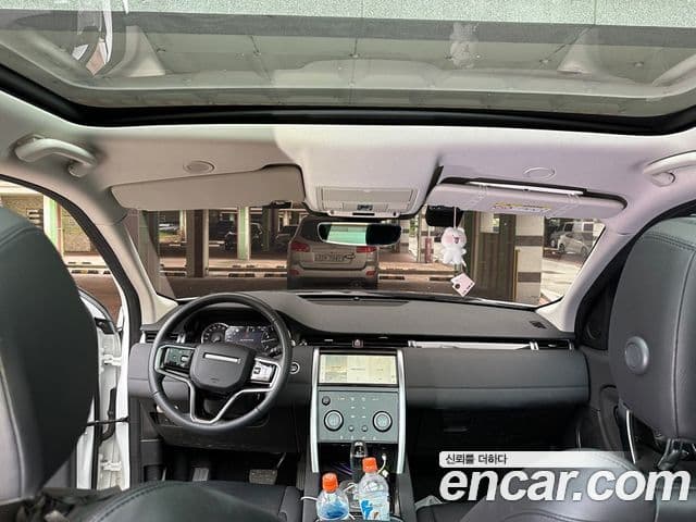 Land Rover Discovery Sport 2023 — Фото 7/18