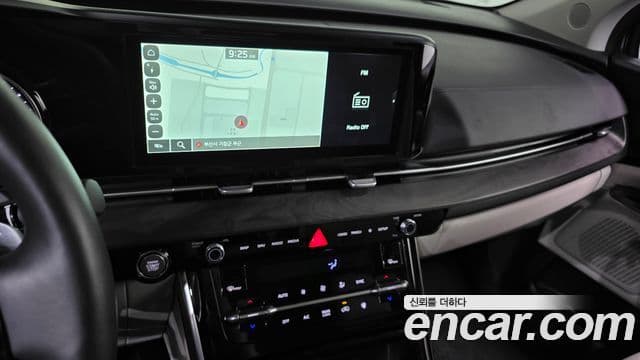 Kia Carnival 2023 — Фото 13/20
