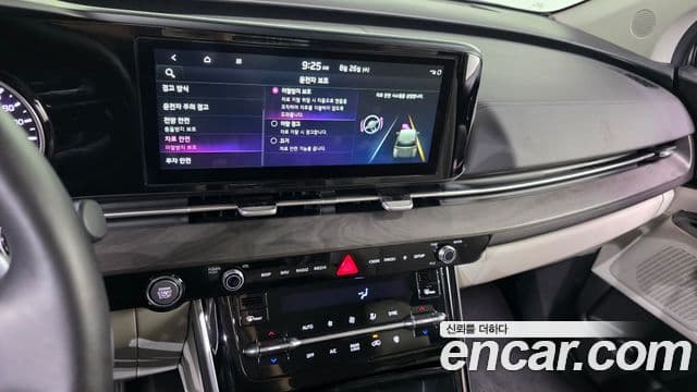 Kia Carnival 2023 — Фото 14/20