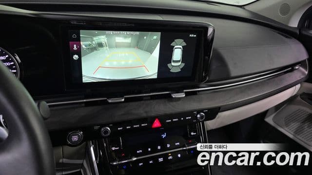 Kia Carnival 2023 — Фото 16/20