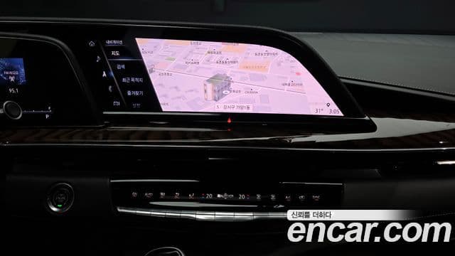 Cadillac Escalade 2021 — Фото 14/20