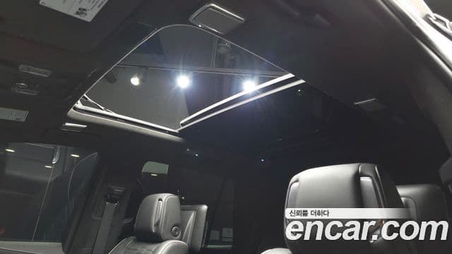 Cadillac Escalade 2021 — Фото 20/20