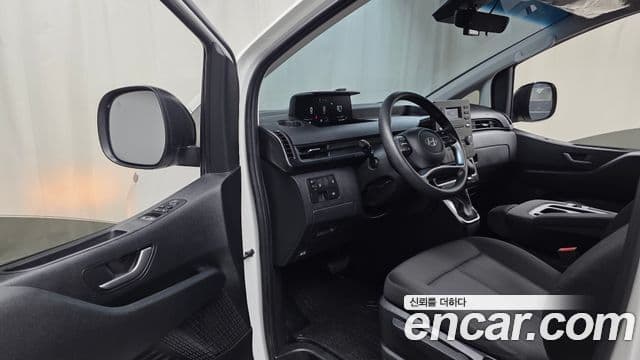 Hyundai Staria 2025 — Фото 10/20
