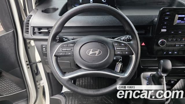 Hyundai Staria 2025 — Фото 14/20