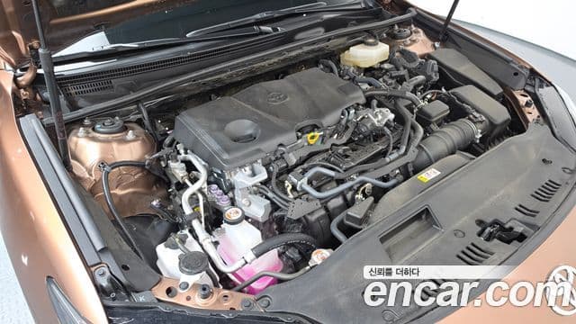 Toyota Camry 2025 — Photo 12/34