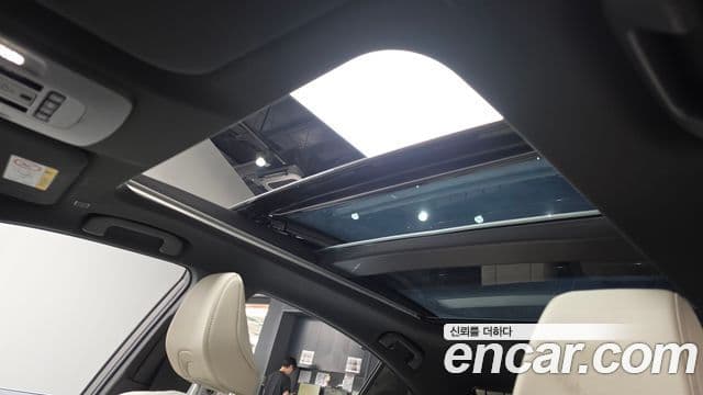 Toyota Camry 2025 — Photo 4/34