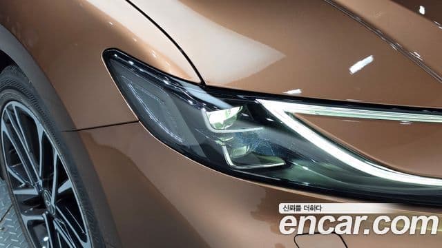 Toyota Camry 2025 — Photo 28/34