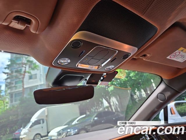 Bentley Continental GT 2022 — Photo 7/19