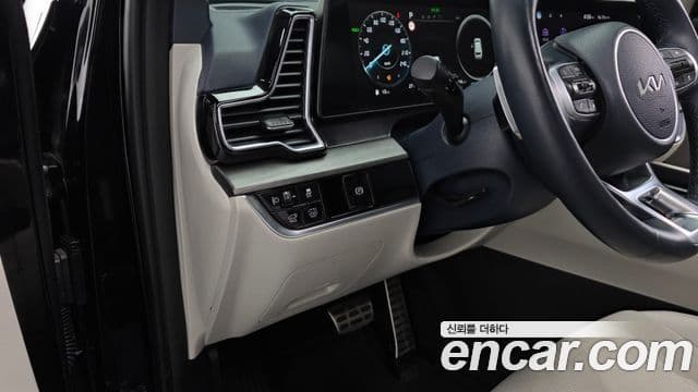 Kia Sportage 2022 — Фото 13/20