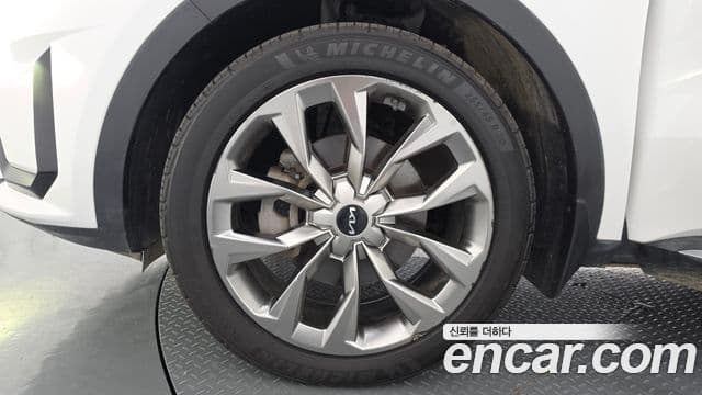 Kia Sorento 2021 — Фото 5/20