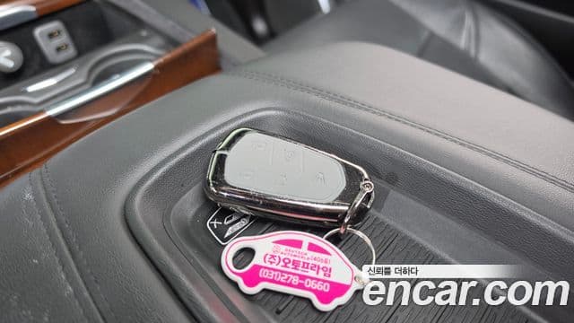 Cadillac Escalade 2019 — Фото 15/20