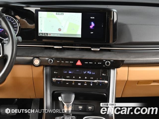 Kia Carnival 2023 — Фото 10/12