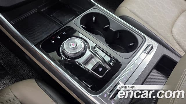Kia Carnival 2023 — Фото 9/20