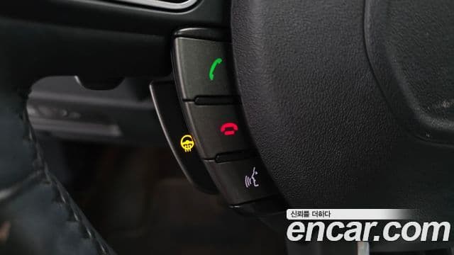 Land Rover Range Rover Evoque 2018 — Фото 17/20