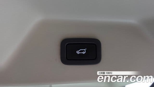 Land Rover Range Rover 2018 — ფოტო 19/20