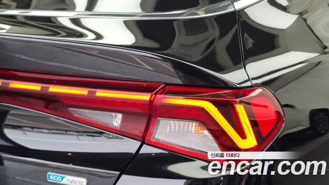 Kia K5 2020 — Şəkil 21/34