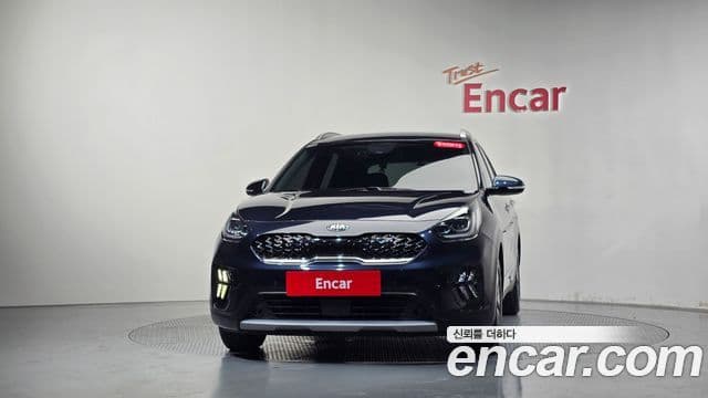 Kia Niro 2019 — Фото 3/20