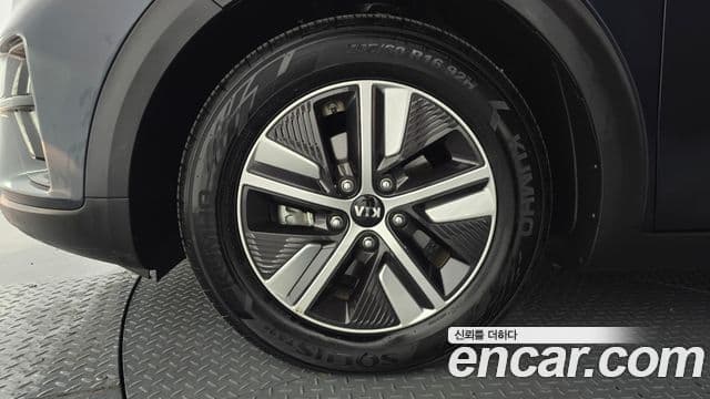 Kia Niro 2019 — Фото 5/20
