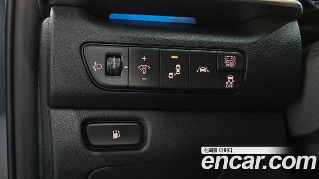 Kia Niro 2019 — Фото 20/20