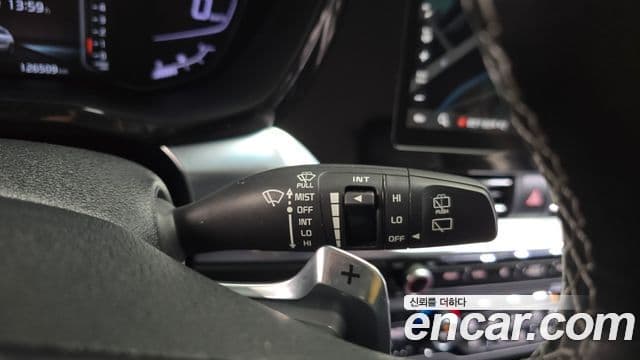 Kia Niro 2019 — Şəkil 35/35