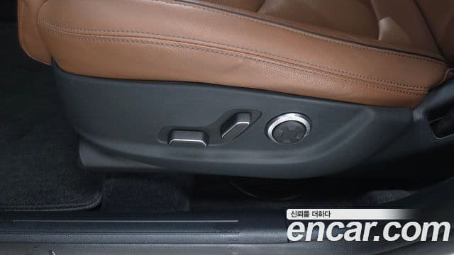 Genesis GV70 2022 — ფოტო 5/35