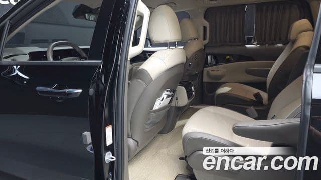 Kia Carnival 2025 — ფოტო 23/42