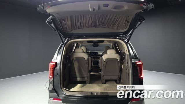 Kia Carnival 2025 — ფოტო 29/42