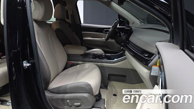 Kia Carnival 2025 — ფოტო 35/42