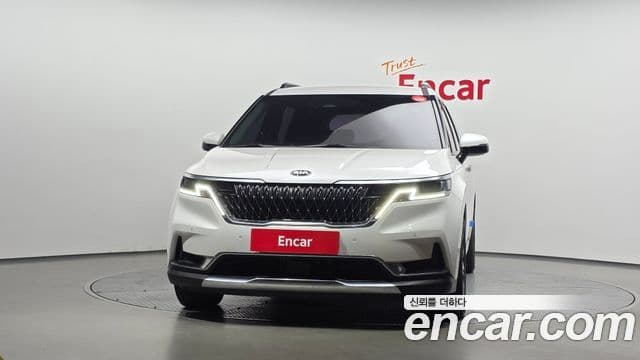 Kia Carnival 2021 — Фото 2/20