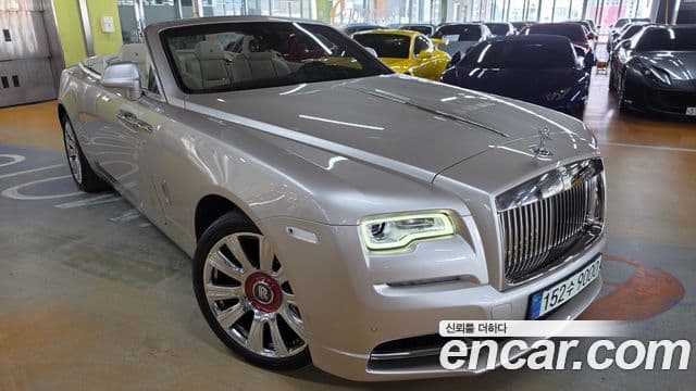 Rolls-Royce Dawn 2021 — Photo 19/20