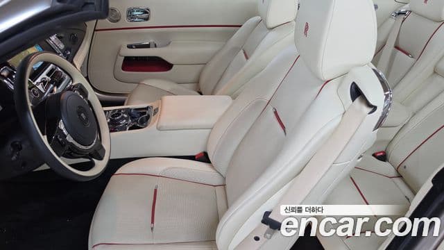 Rolls-Royce Dawn 2021 — Photo 1/20
