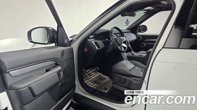 Land Rover Discovery 5 2023 — ფოტო 4/35