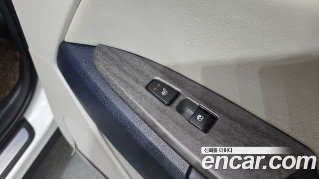 Kia Sportage 2023 — Photo 5/36