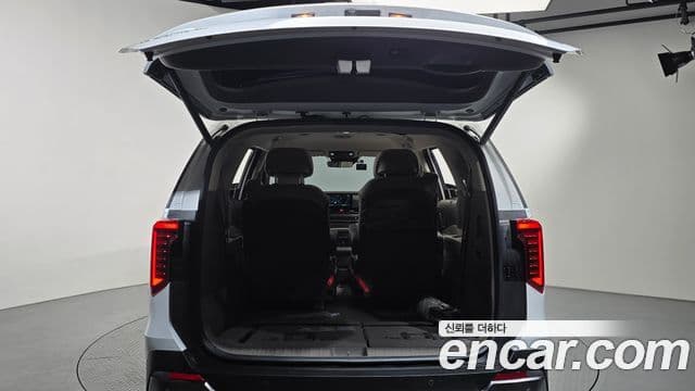 Kia Carnival 2026 — Фото 18/20