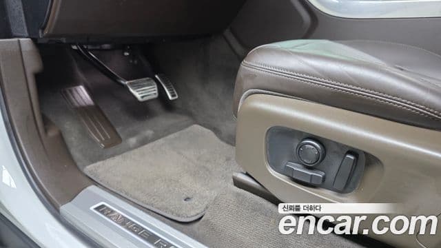 Land Rover Range Rover Sport 2019 — ფოტო 26/30