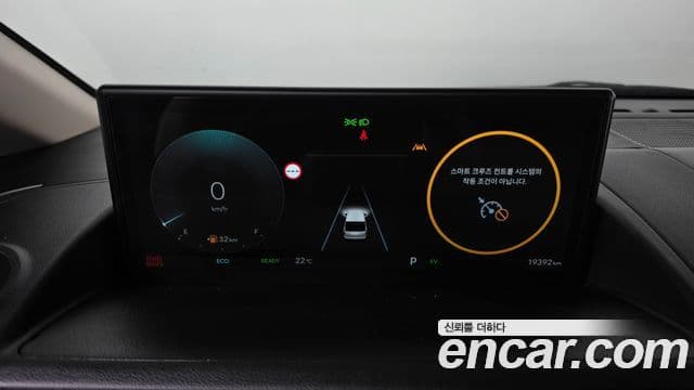 Hyundai Staria 2026 — Фото 8/20