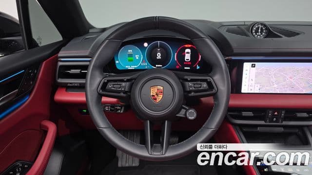 Porsche Macan EV 2025 — Photo 14/40