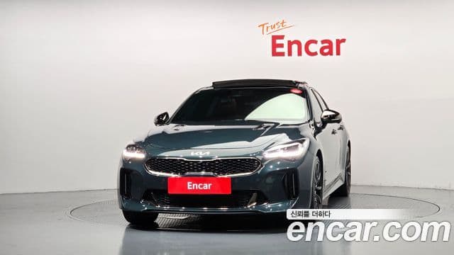 Kia Stinger 2022 — Фото 3/20