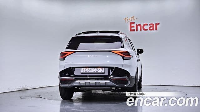 Kia Sportage 2021 — Фото 4/20
