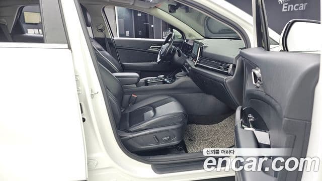 Kia Sportage 2021 — Фото 11/20