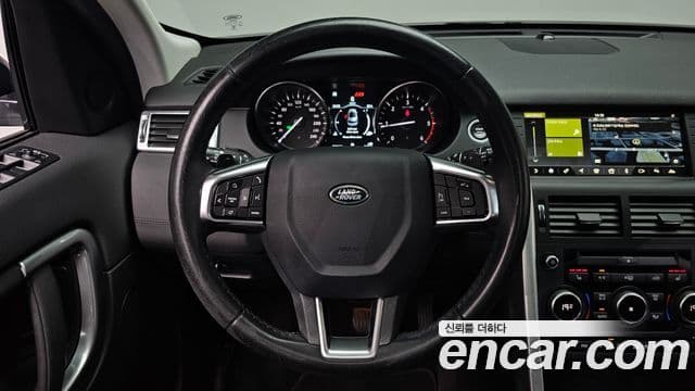 Land Rover Discovery Sport 2019 — Фото 14/20