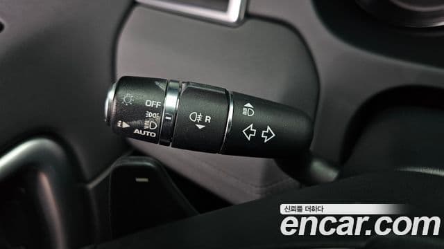 Land Rover Discovery Sport 2019 — Şəkil 13/34