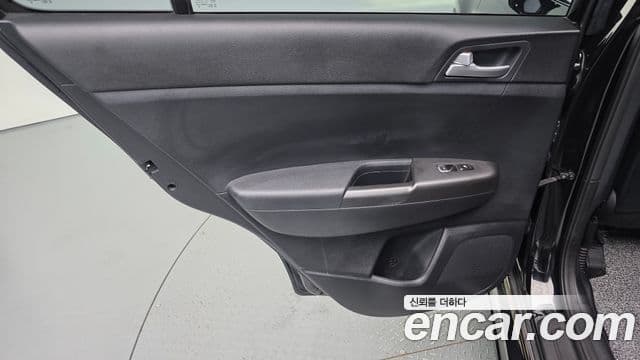 Kia Sportage The Bold 2019 — ფოტო 32/32