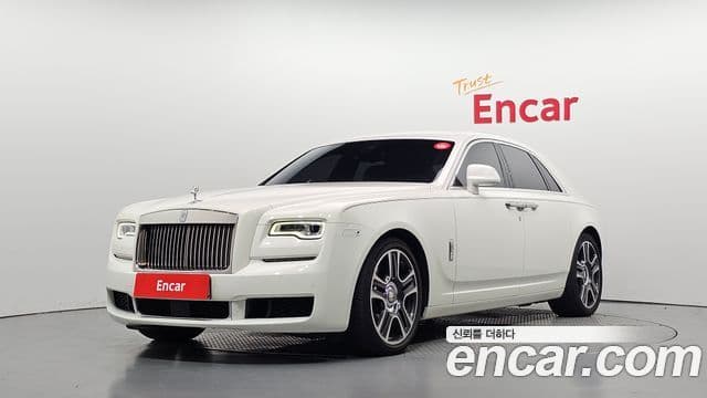 Rolls-Royce Ghost 2020 — Şəkil 32/39