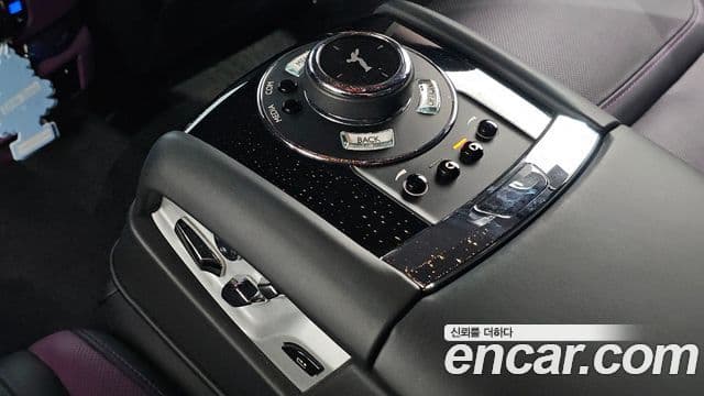 Rolls-Royce Ghost 2020 — Şəkil 36/39