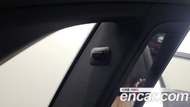 Rolls-Royce Ghost 2020 — Şəkil 30/39