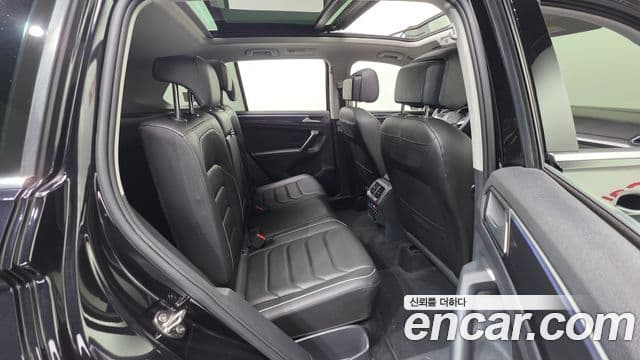Volkswagen Tiguan 2023 — Şəkil 11/34